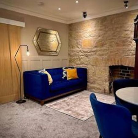אינברנס Treat Yourself To Luxury & Style מראה חיצוני תמונה